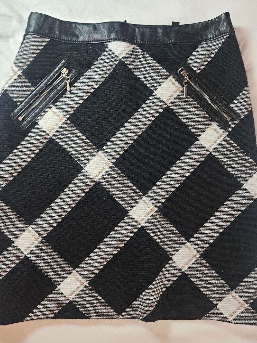 White House Black Market Womens Black & White Plaid Faux Leather Mini Skirt Sz 0